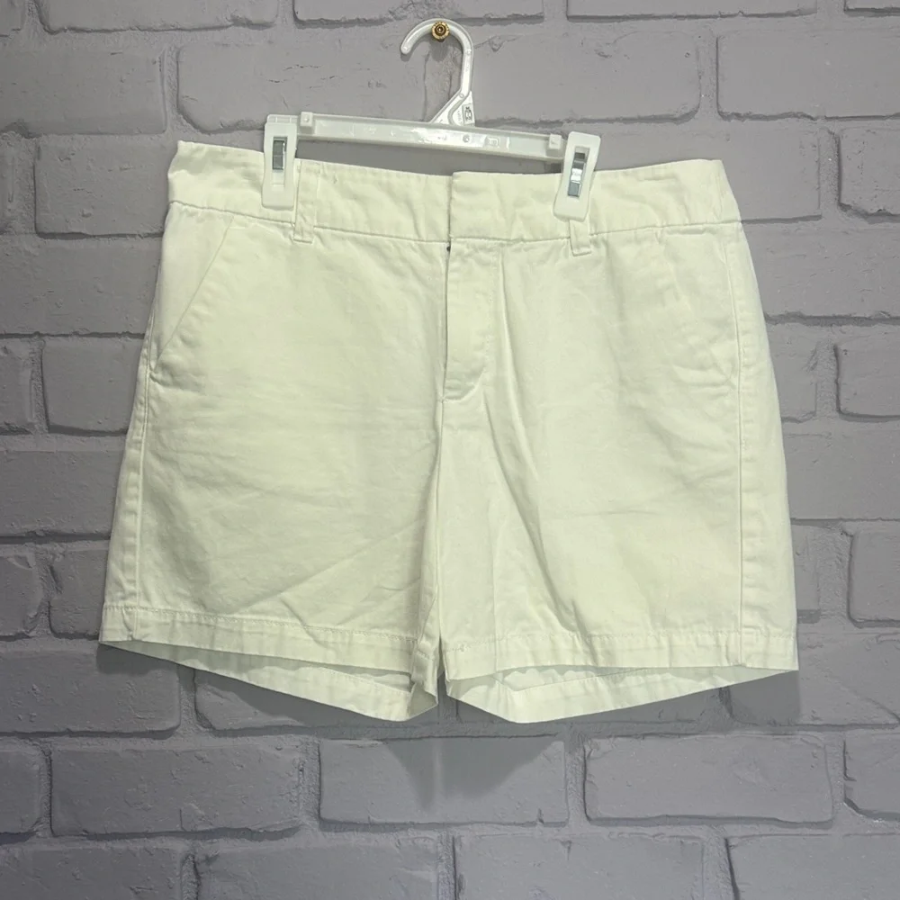 NWOT Merona Women's Cream Shorts size 8
